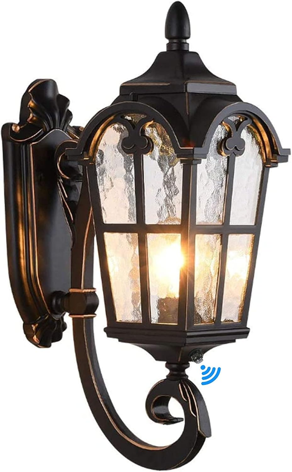 Dusk to Dawn Outdoor Wall Lantern